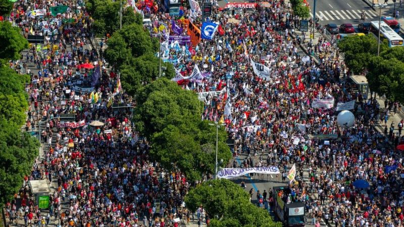 29m 21 manifestacoes